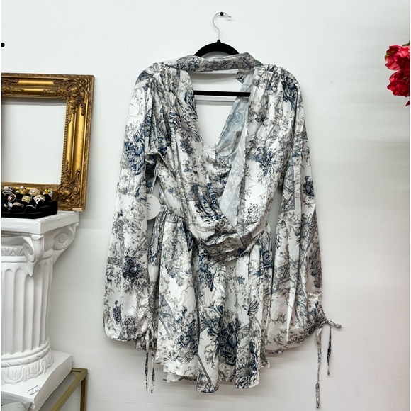 Blue White Floral Satin Dress - Picture 8 of 10